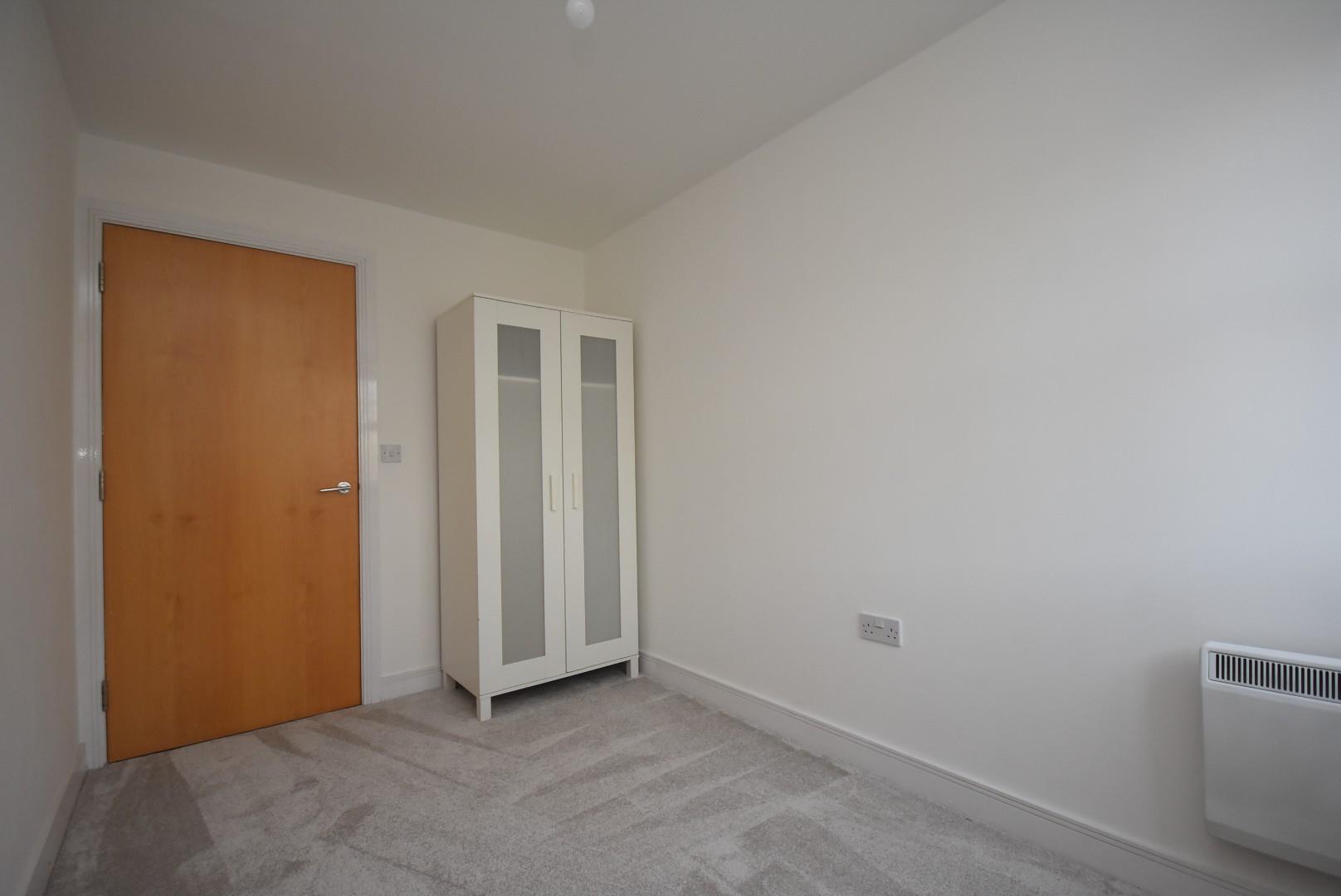 22 Heol Treforys, Penarth, CF64 3RE